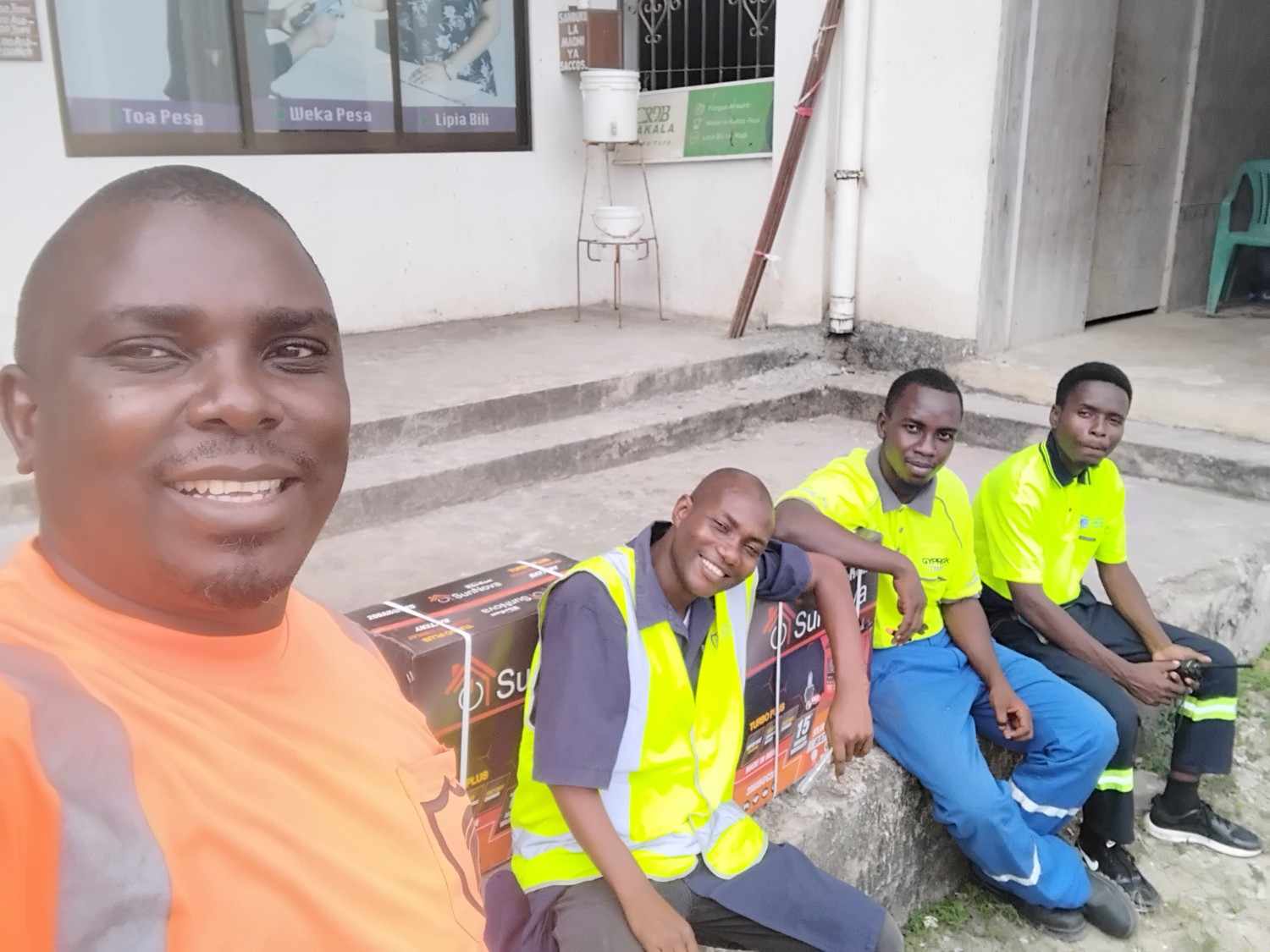 TEAM ON WORK